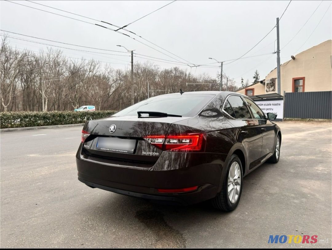 2016' Skoda Superb photo #4