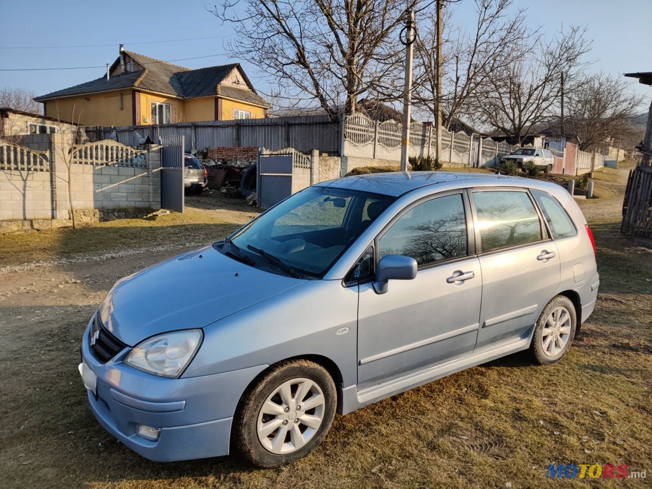 2005' Suzuki Liana photo #2
