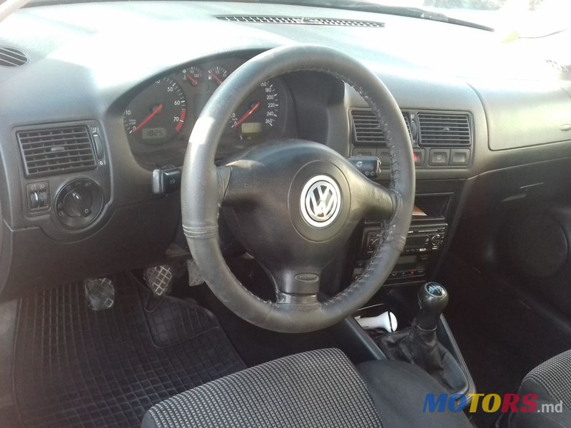2000' Volkswagen Golf IV photo #2