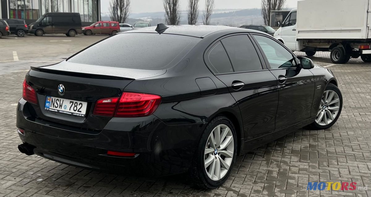 2015' BMW 5 Series photo #6