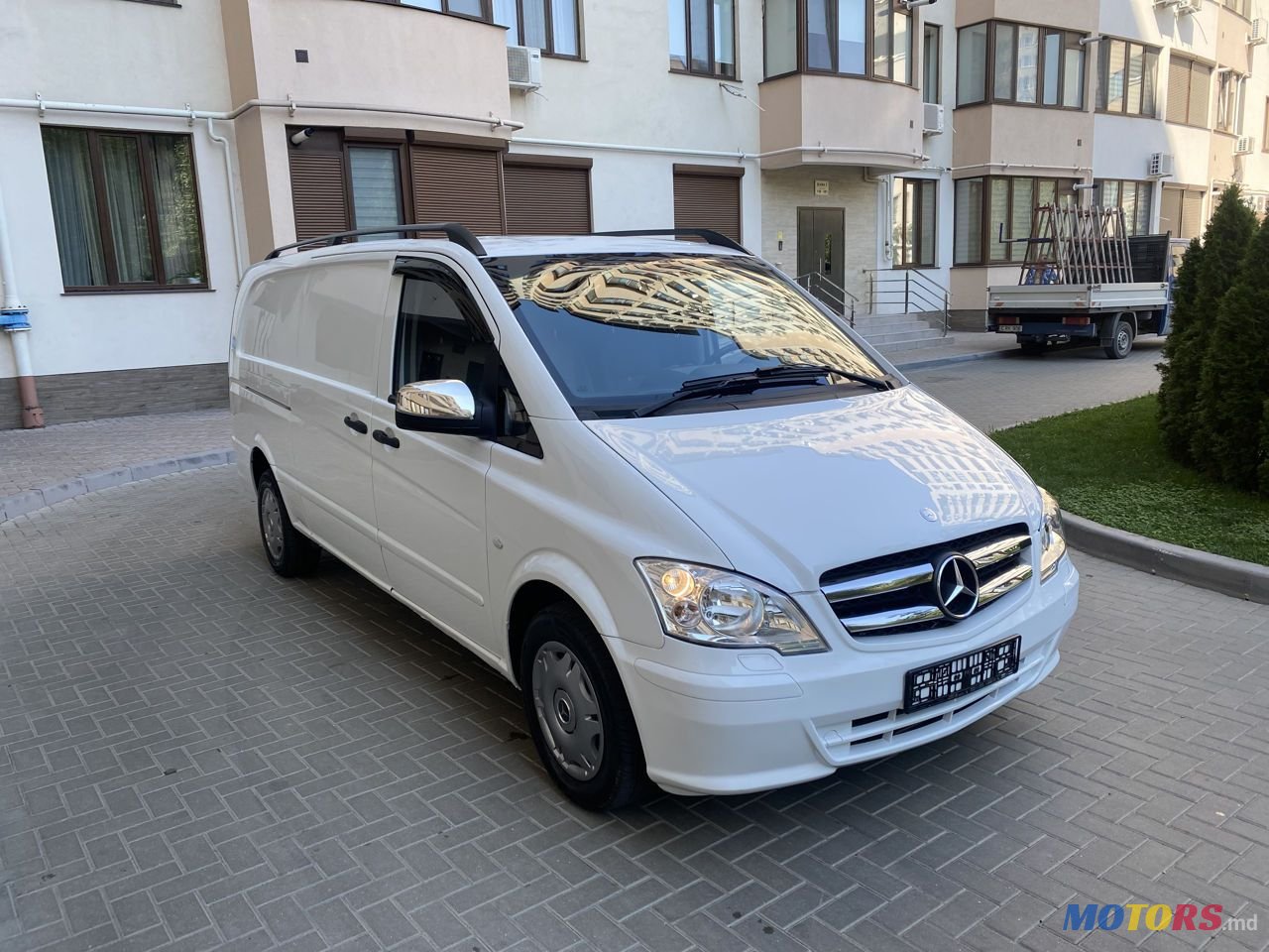 2013' Mercedes-Benz Vito photo #2