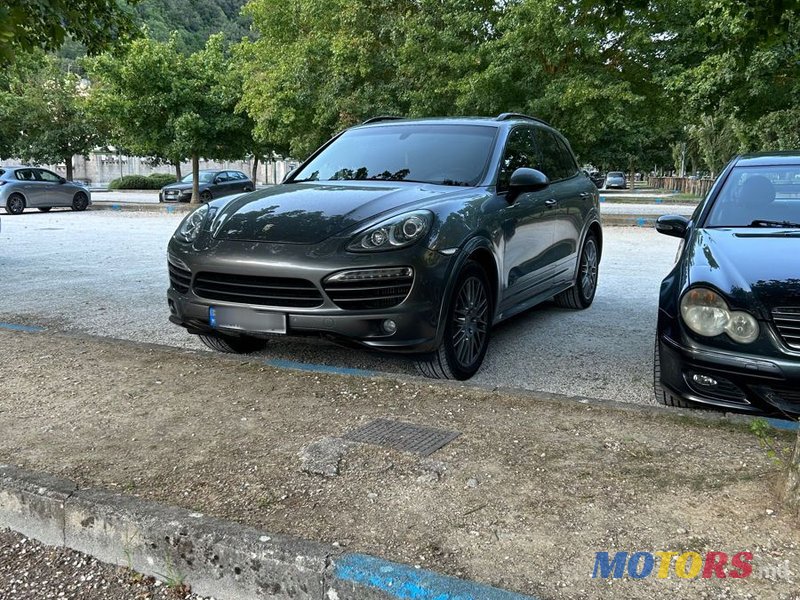 2014' Porsche Cayenne photo #1