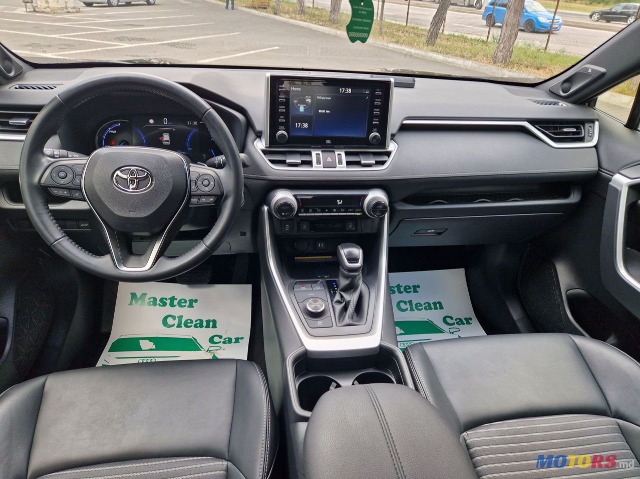 2021' Toyota RAV4 photo #6