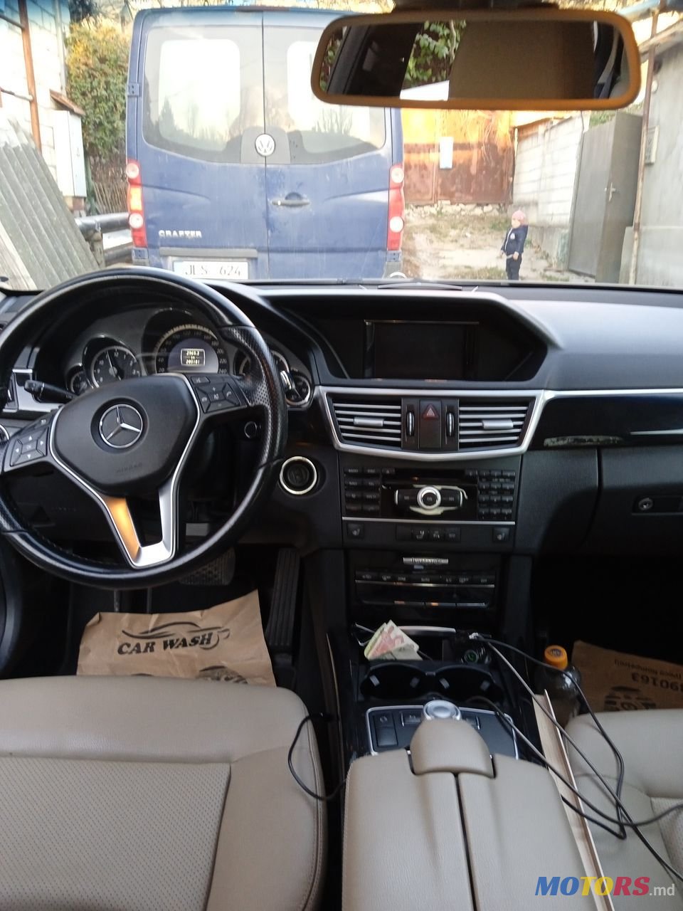 2012' Mercedes-Benz E Класс photo #3