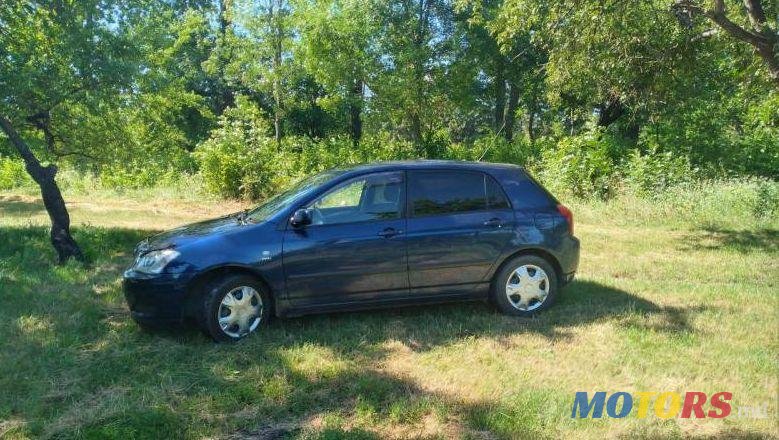 2004' Toyota Corolla photo #1