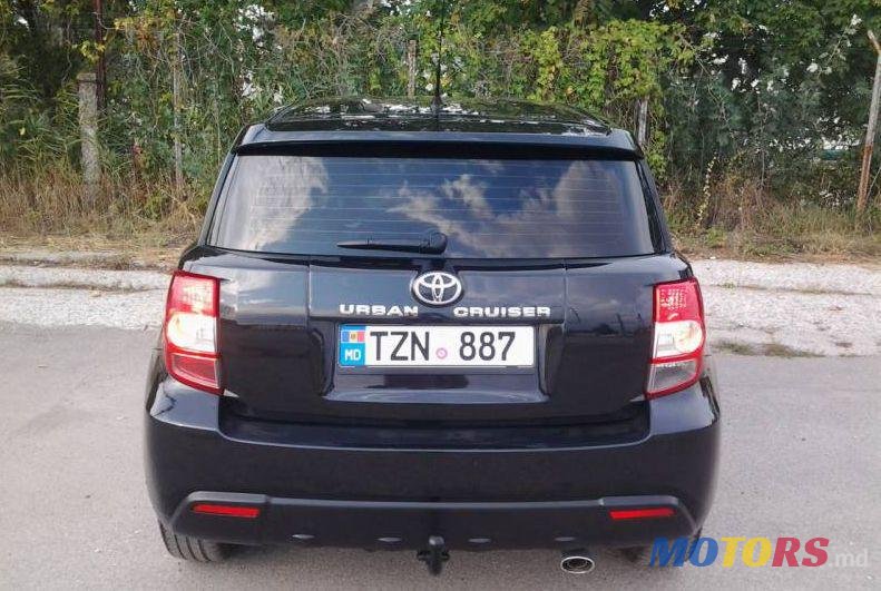 2009' Toyota Urban Cruiser photo #2