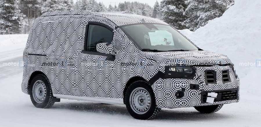 2020 Renault Kangoo Spied With Full Body Attire