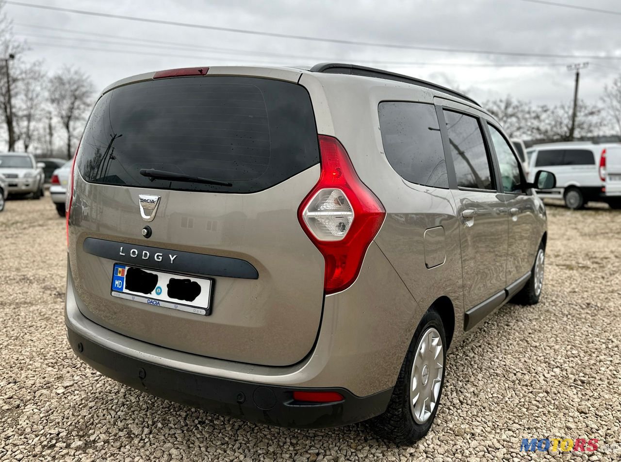 2015' Dacia Lodgy photo #3