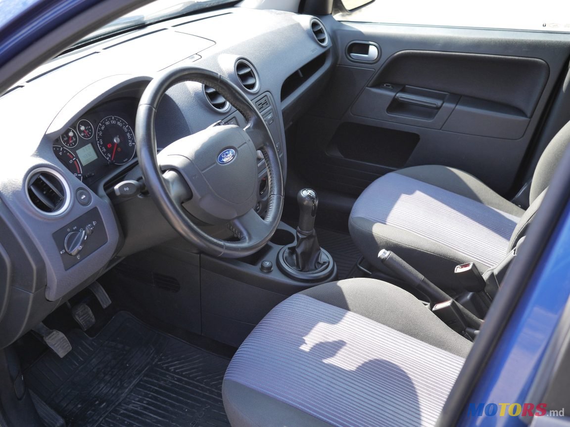 2008' Ford Fusion photo #2