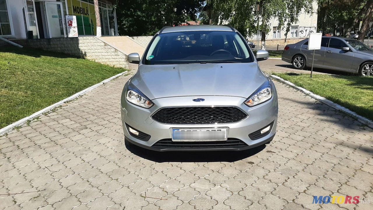 2017' Ford Focus photo #2