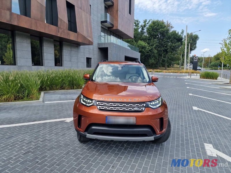 2017' Land Rover Discovery photo #4