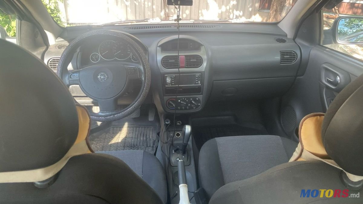 2004' Opel Corsa photo #2