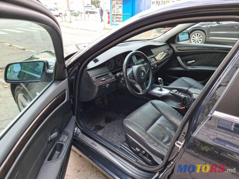 2009' BMW 5 photo #5