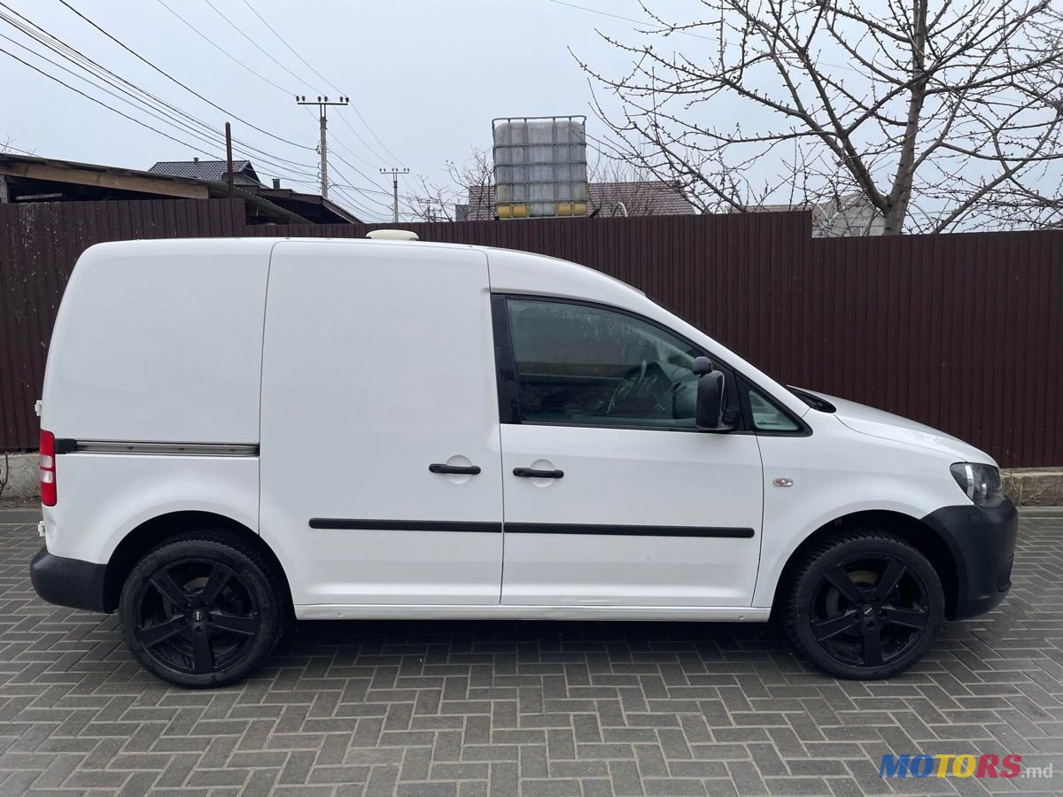 2014' Volkswagen Caddy photo #4