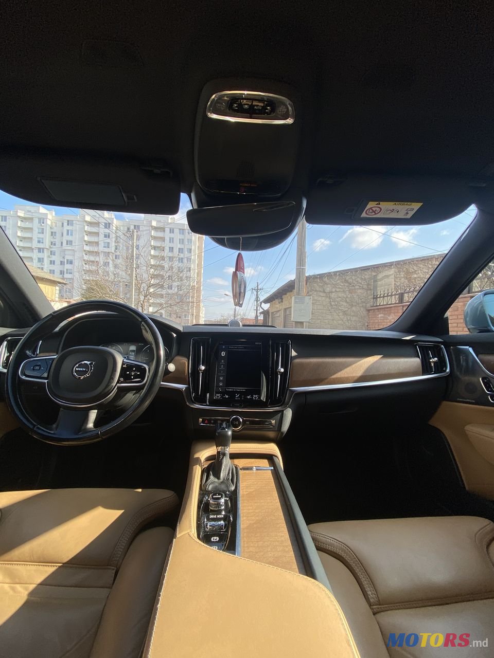 2016' Volvo S90 photo #5