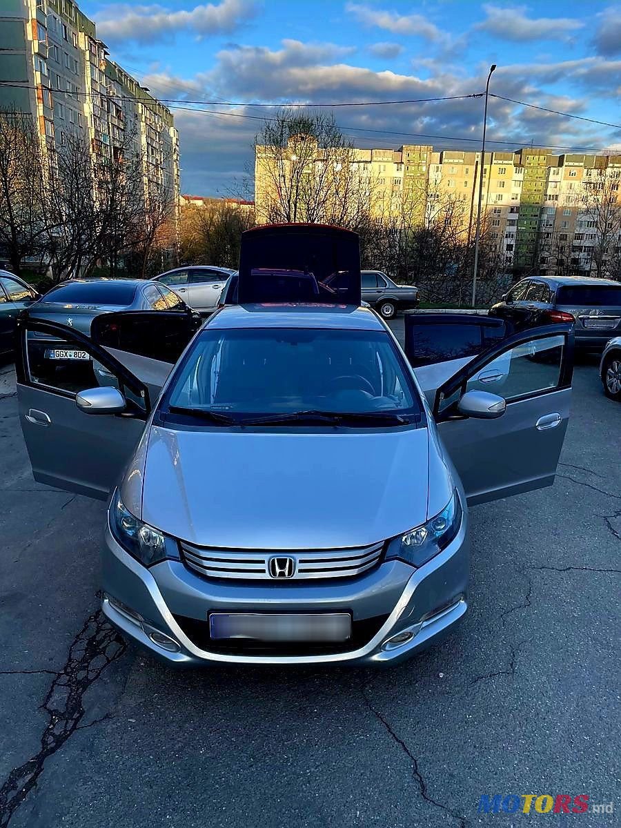 2010' Honda Insight photo #2