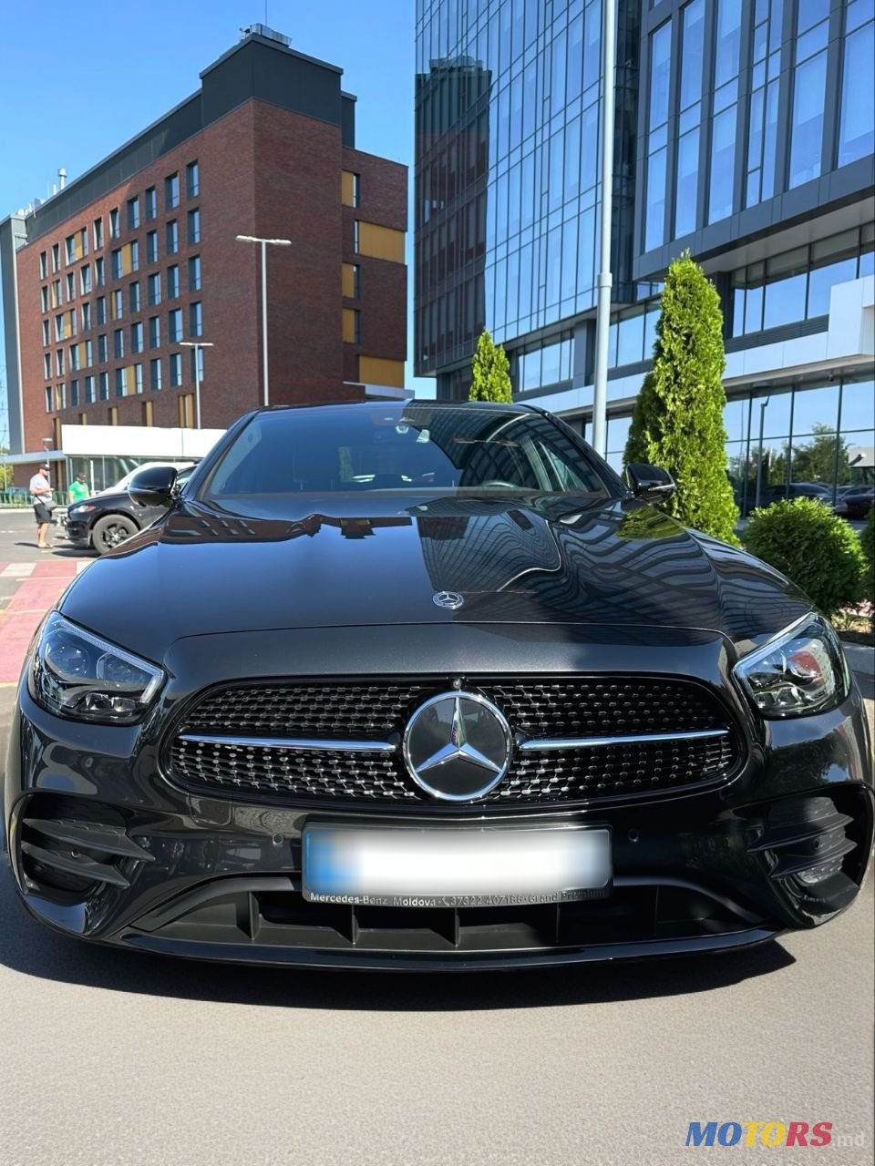 2021' Mercedes-Benz E-Class photo #2