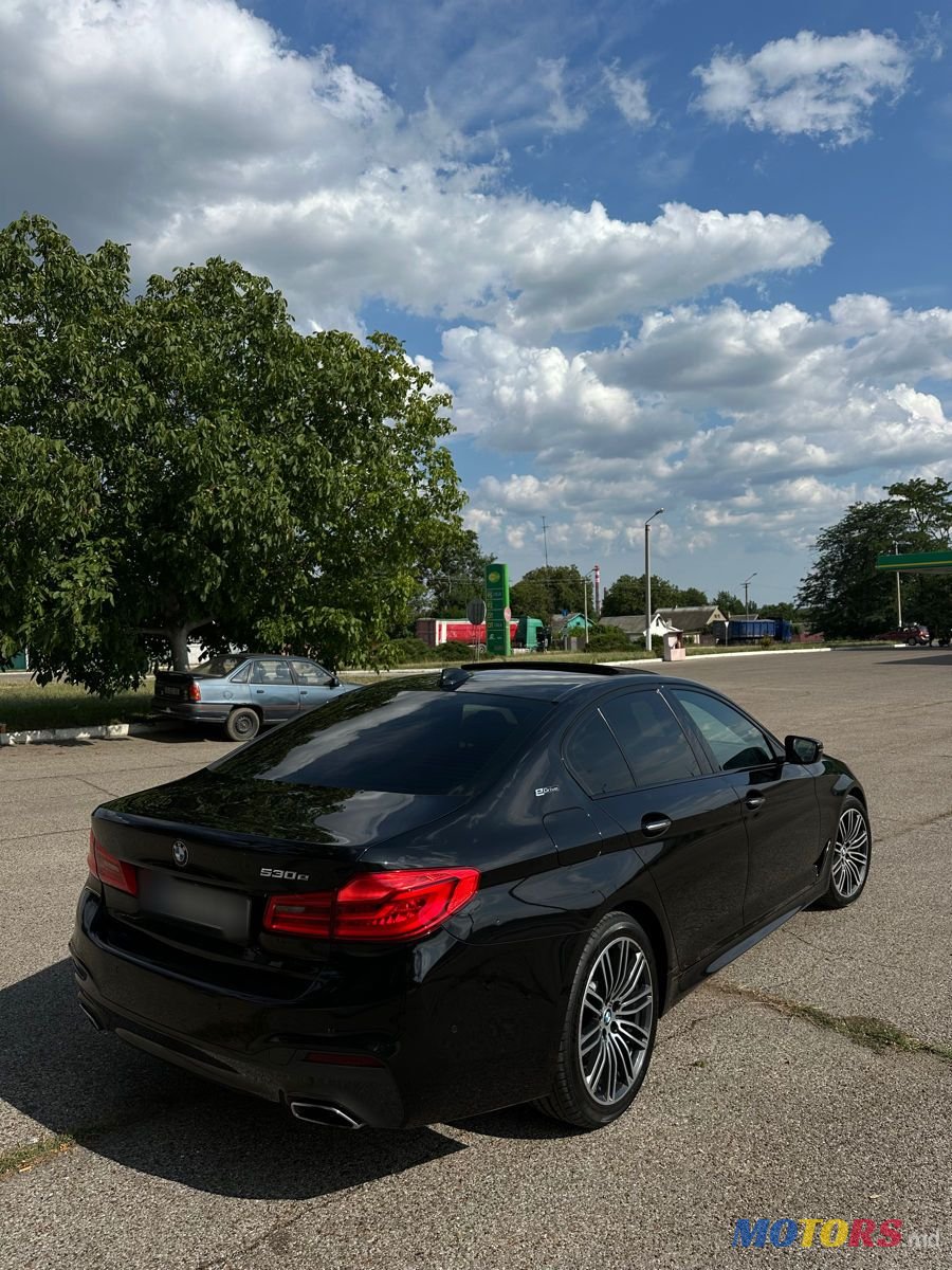 2018' BMW 5 Series photo #4