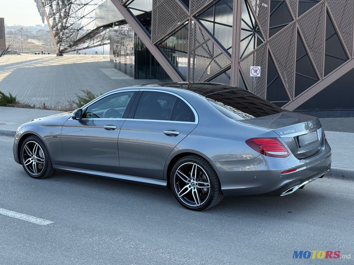 2019' Mercedes-Benz E-Class photo #5