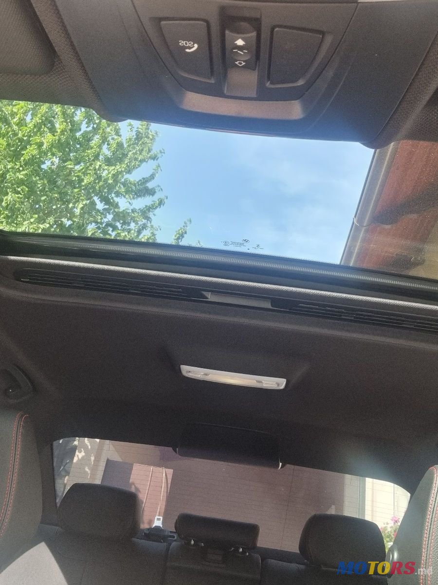 2016' BMW 3 Series photo #3