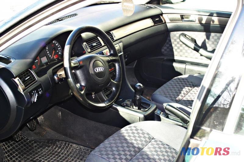 2001' Audi A6 photo #4