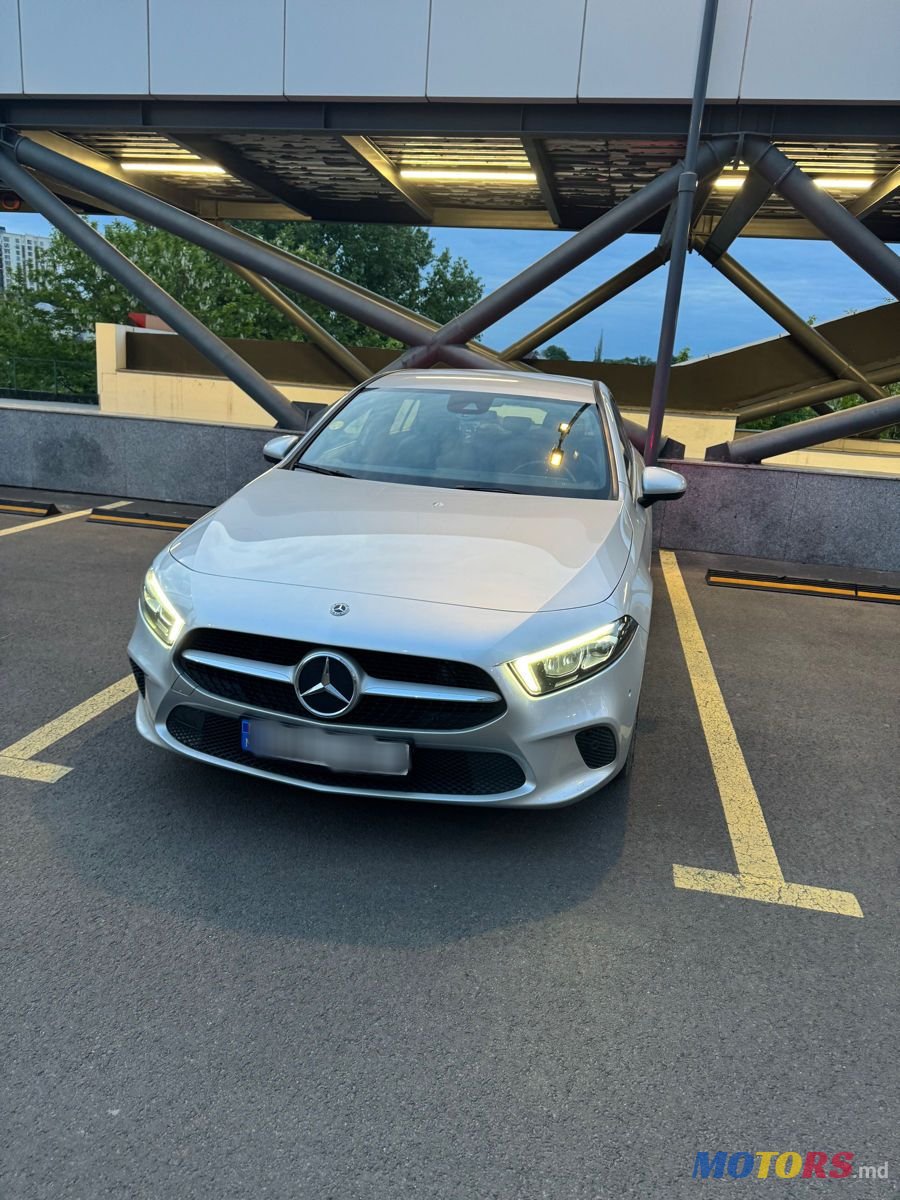 2019' Mercedes-Benz A-Class photo #3