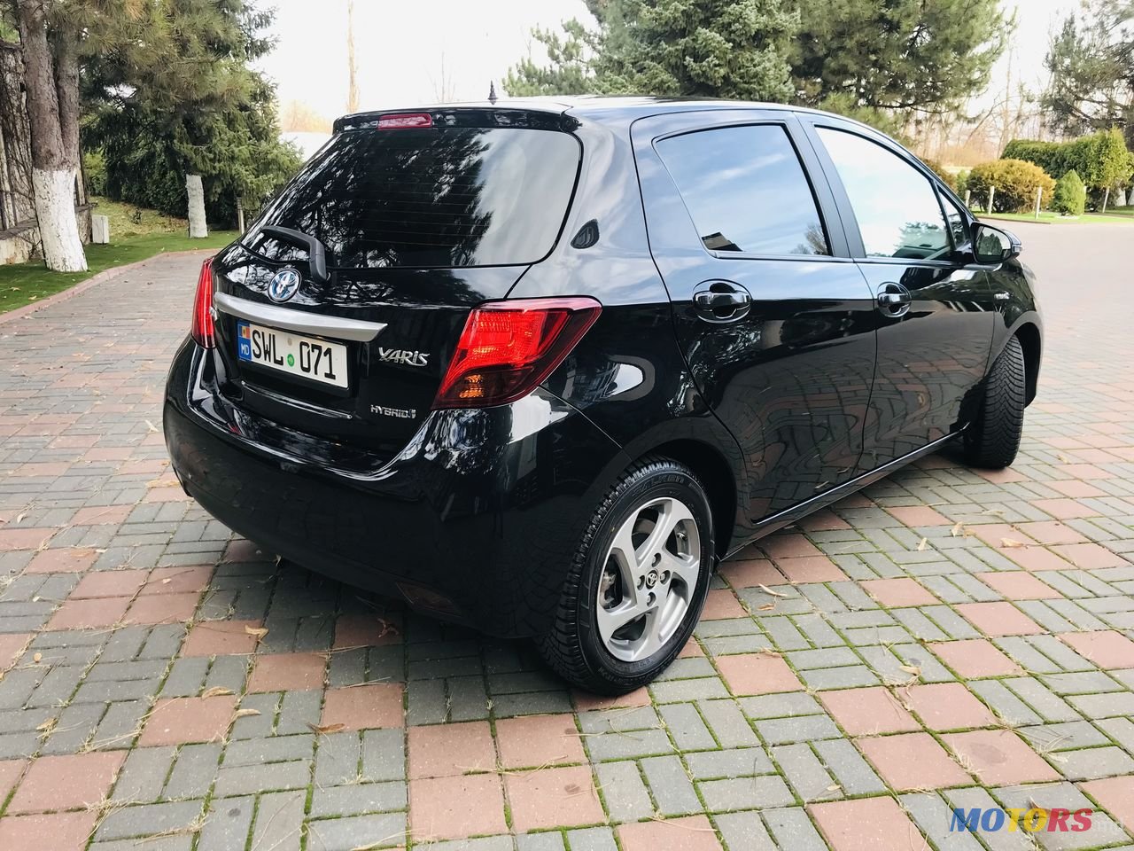 2016' Toyota Yaris photo #3