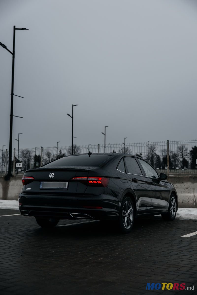 2020' Volkswagen Jetta photo #2