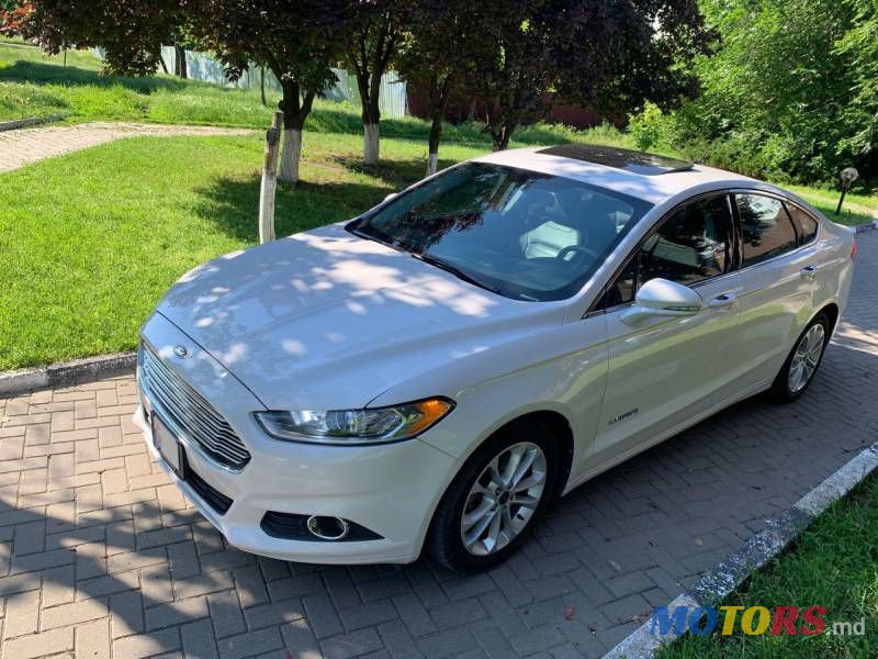 2013' Ford Fusion photo #1