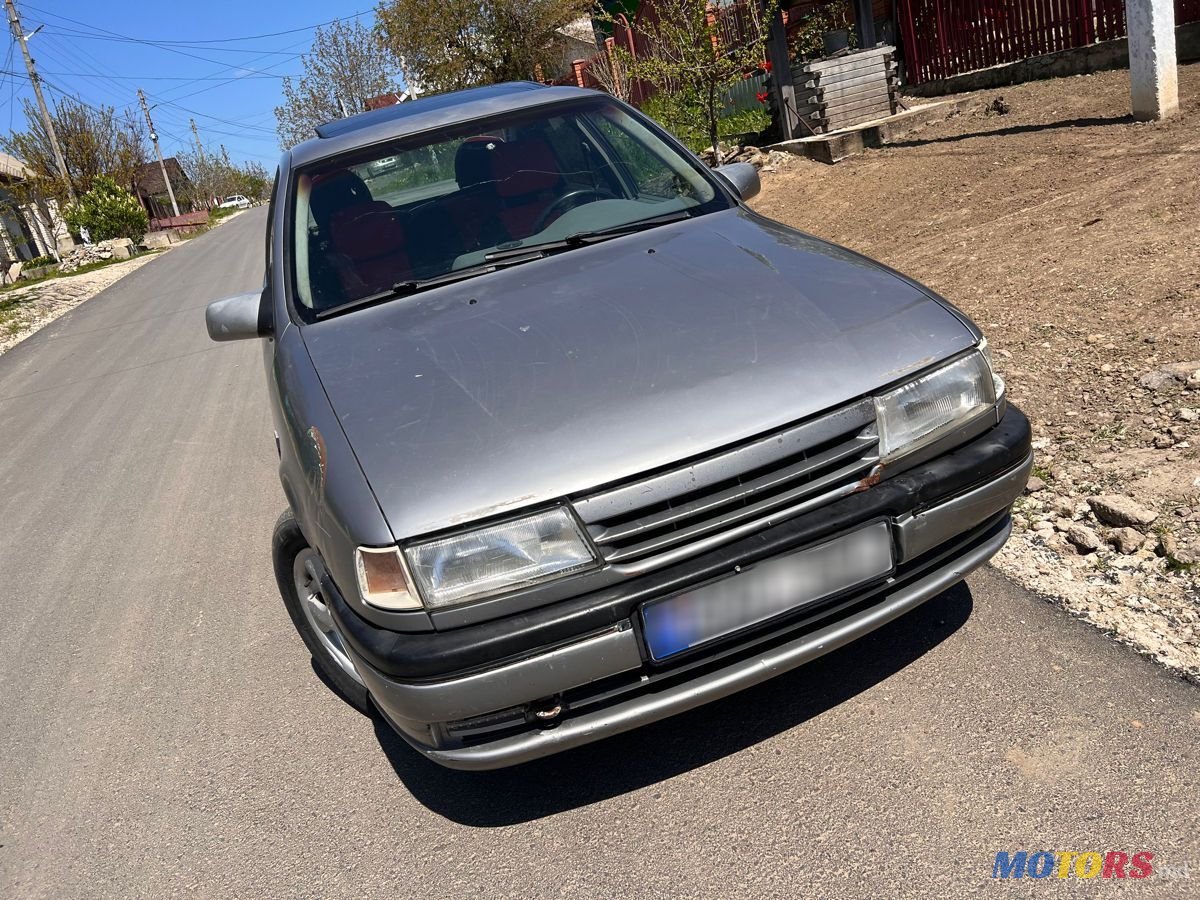 1991' Opel Vectra photo #1