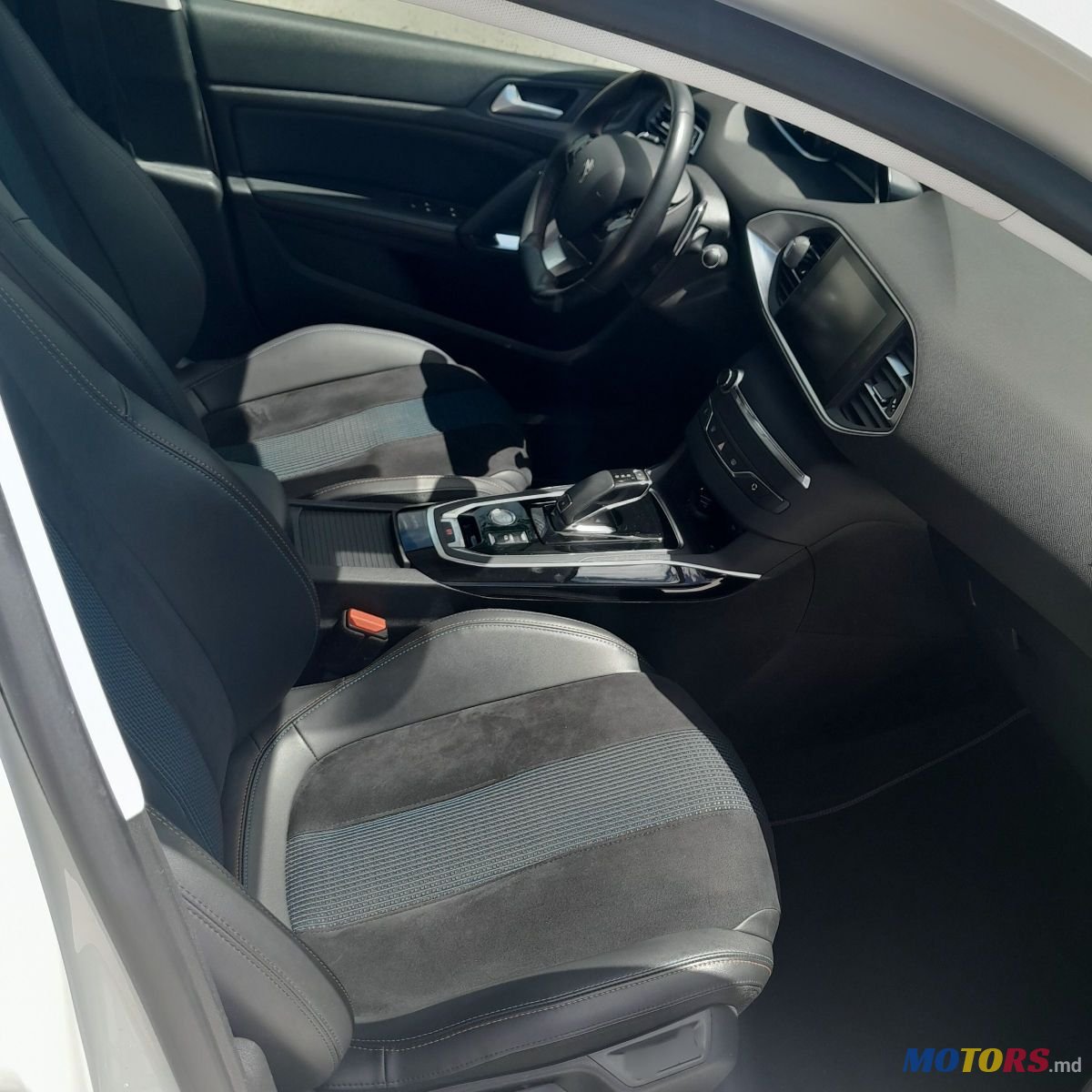 2019' Peugeot 308 photo #6