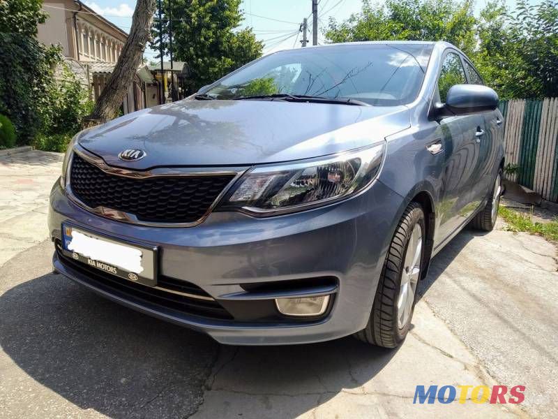 2015' Kia Rio photo #2