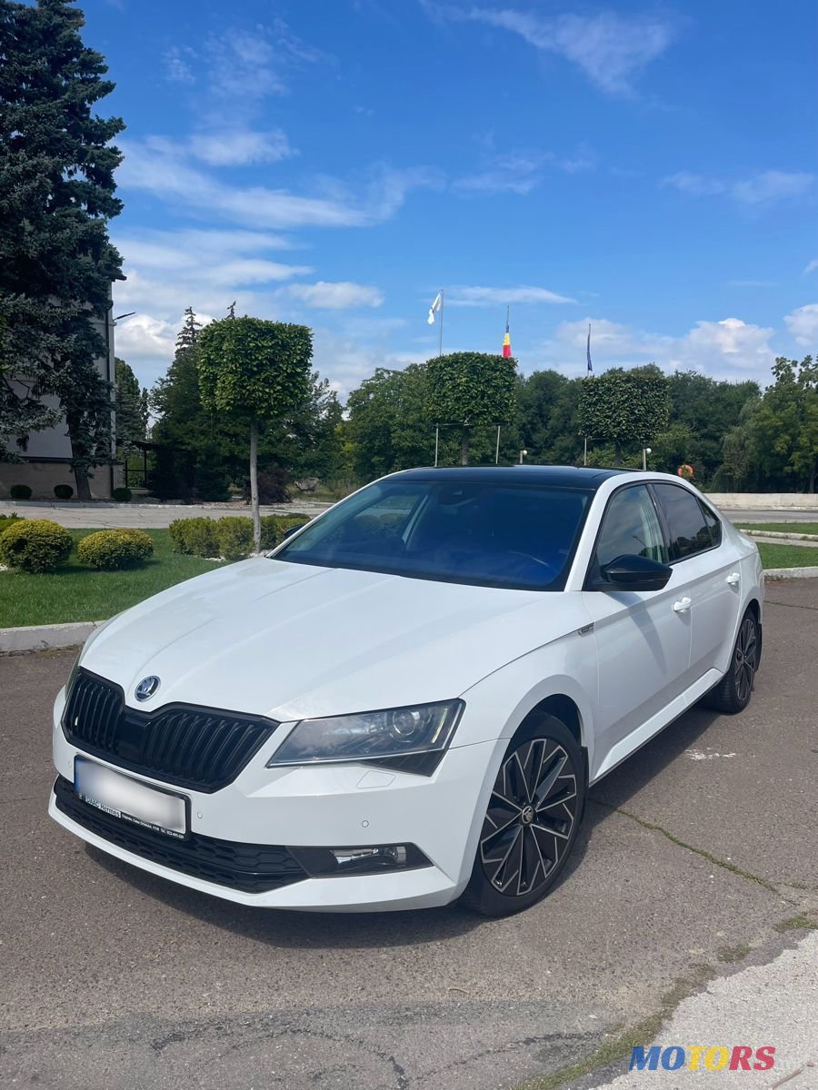 2016' Skoda Superb photo #2