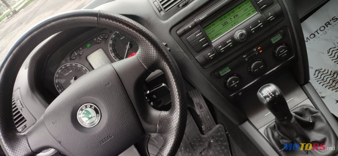 2007' Skoda Octavia photo #6