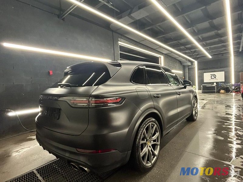 2018' Porsche Cayenne photo #4