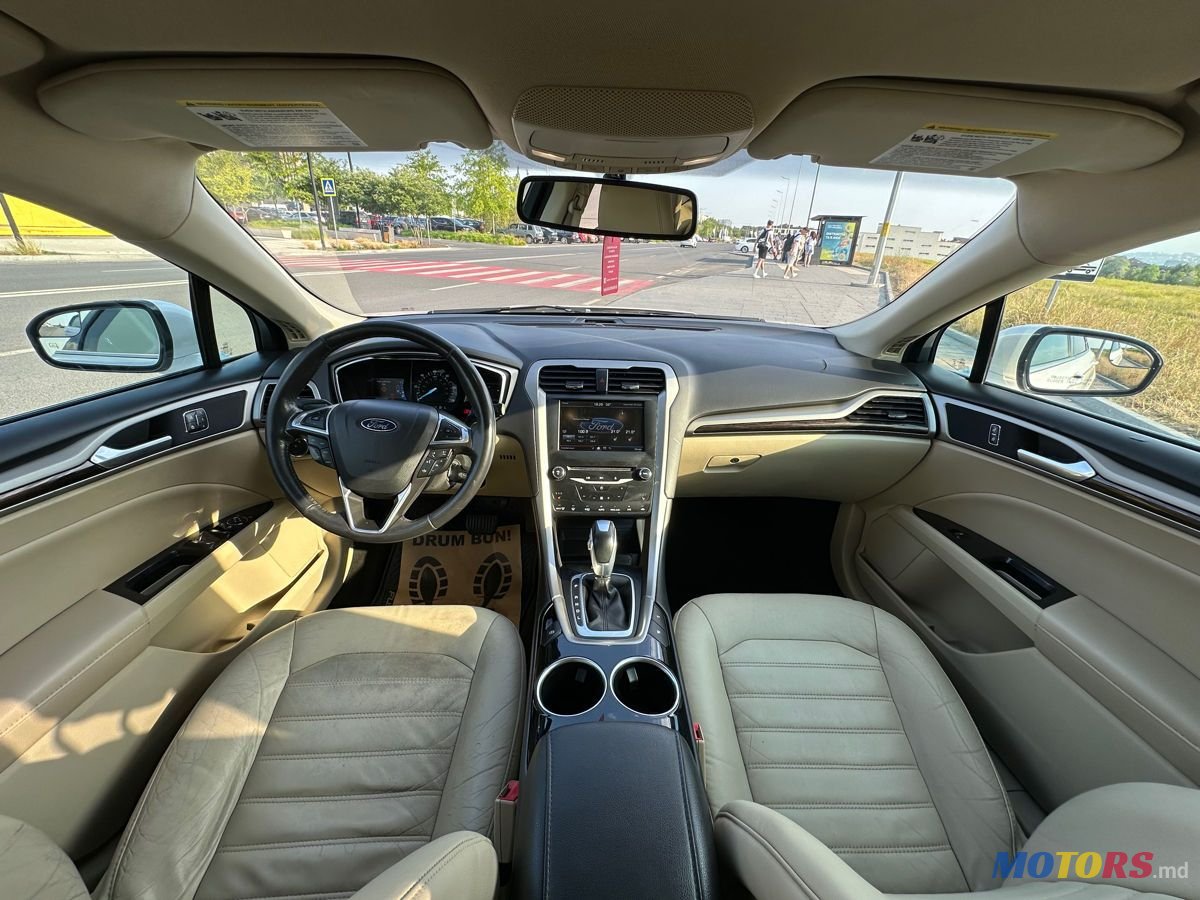 2013' Ford Fusion photo #5