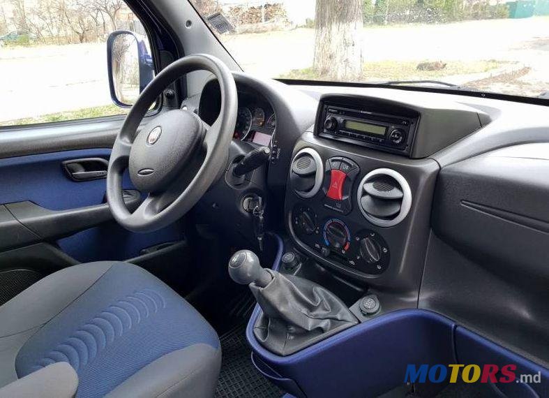 2010' Fiat Doblo photo #1