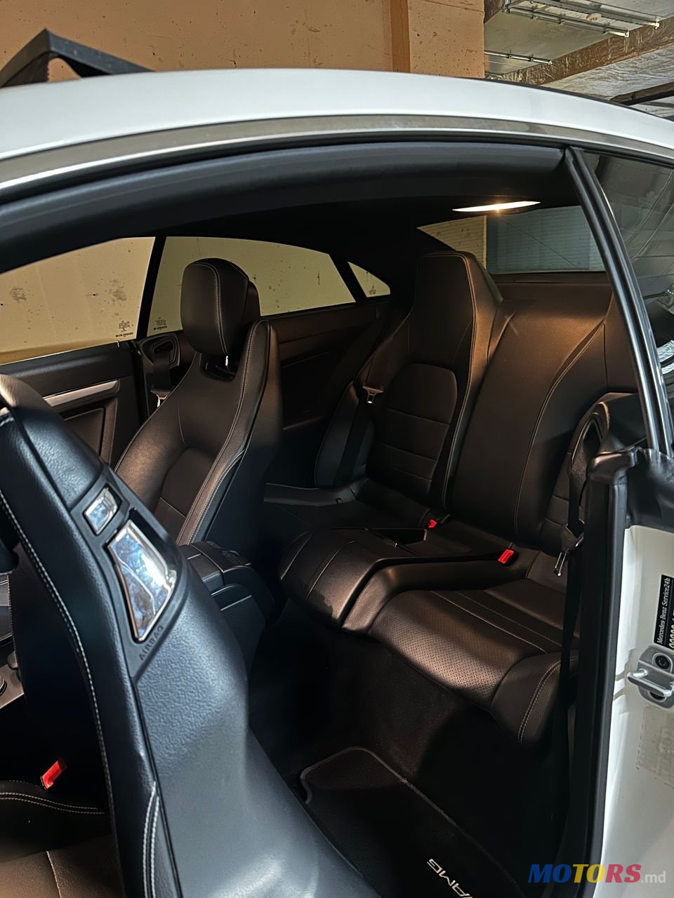 2010' Mercedes-Benz E-Class photo #6