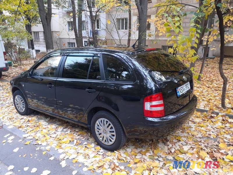 2007' Skoda Fabia photo #5