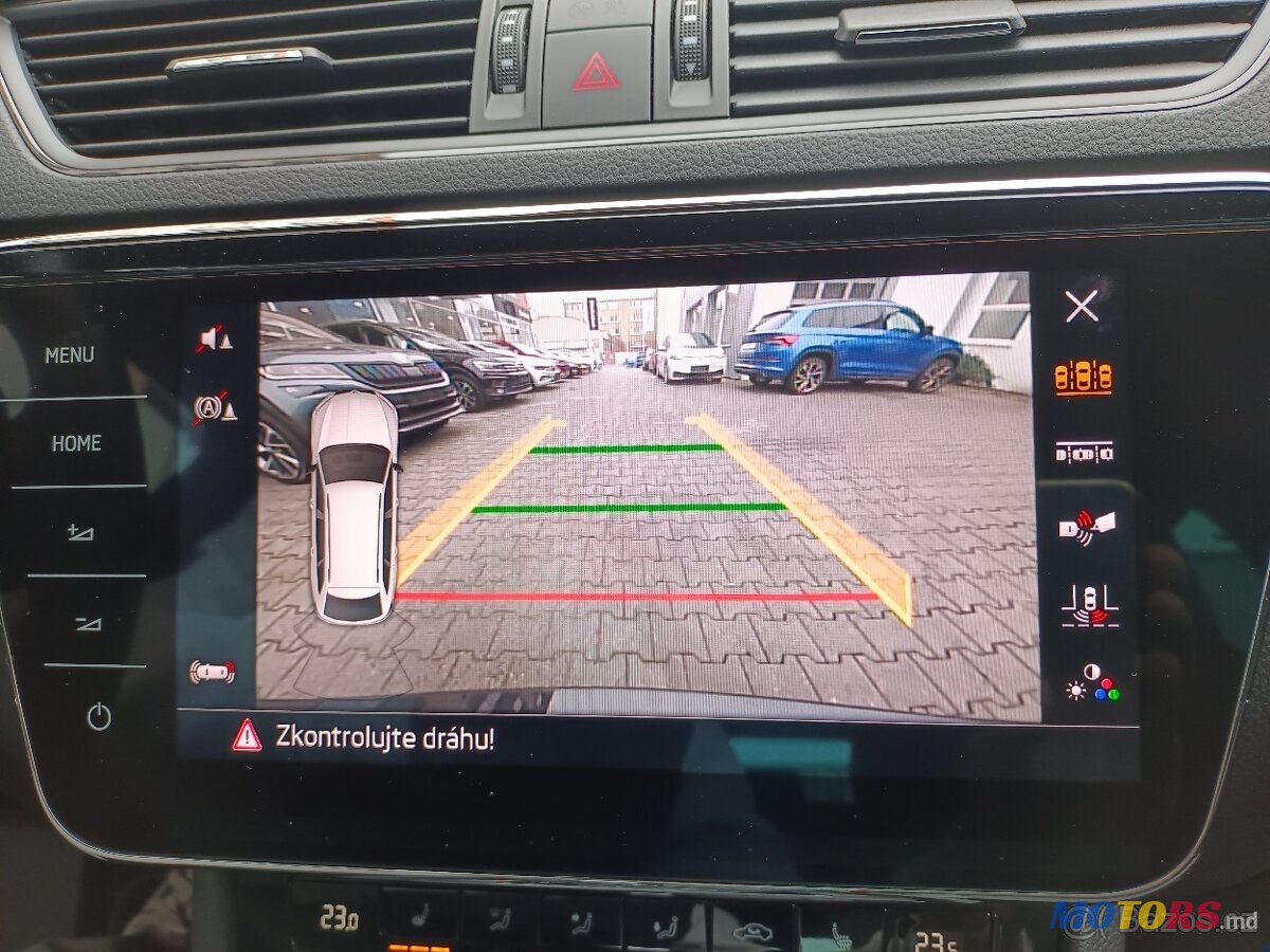 2020' Skoda Superb photo #4