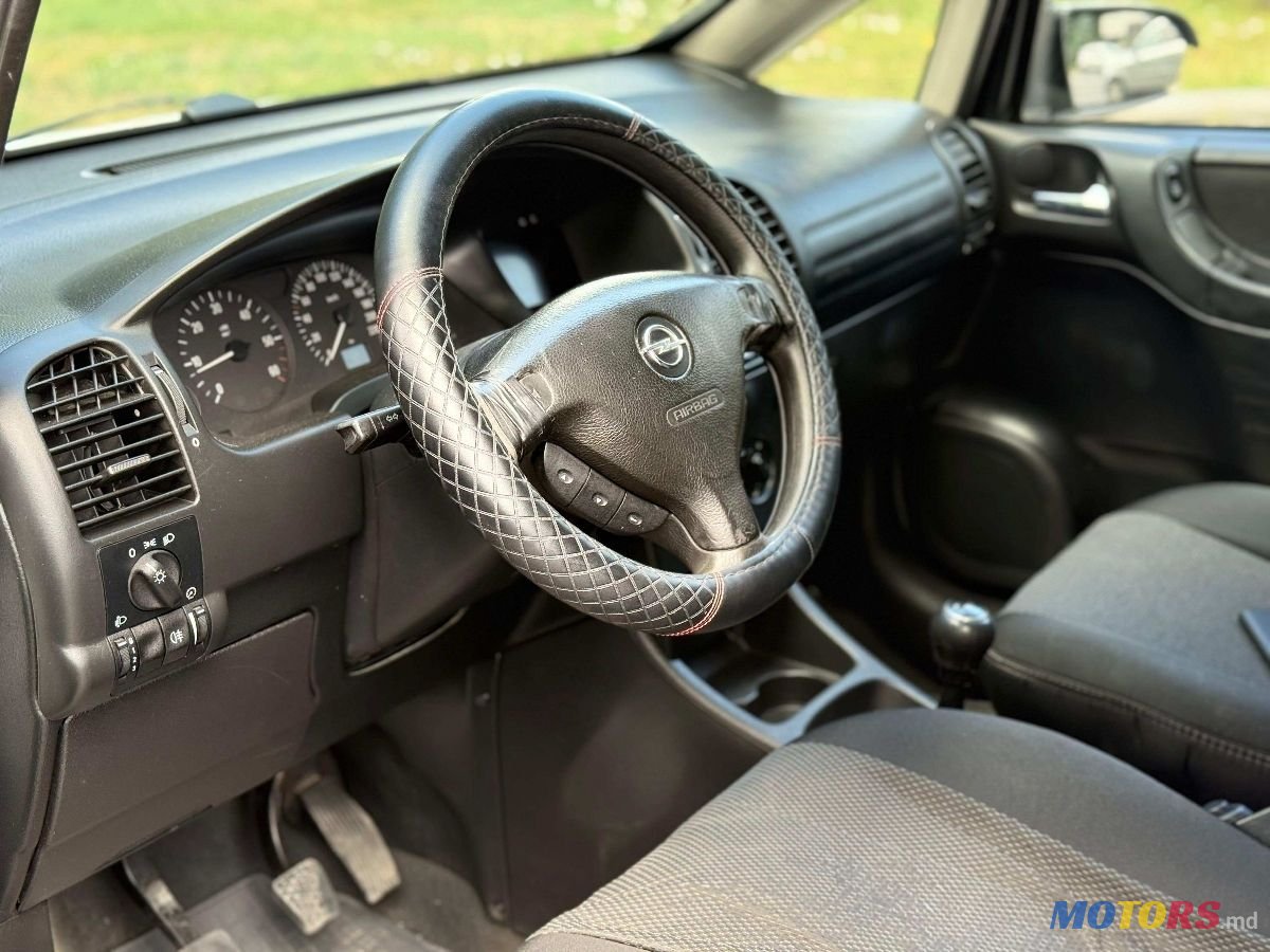 2003' Opel Zafira photo #6