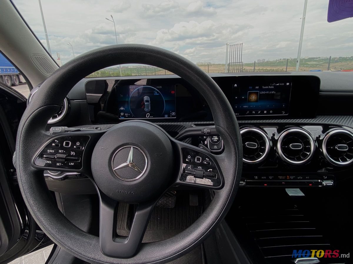 2019' Mercedes-Benz A-Class photo #6