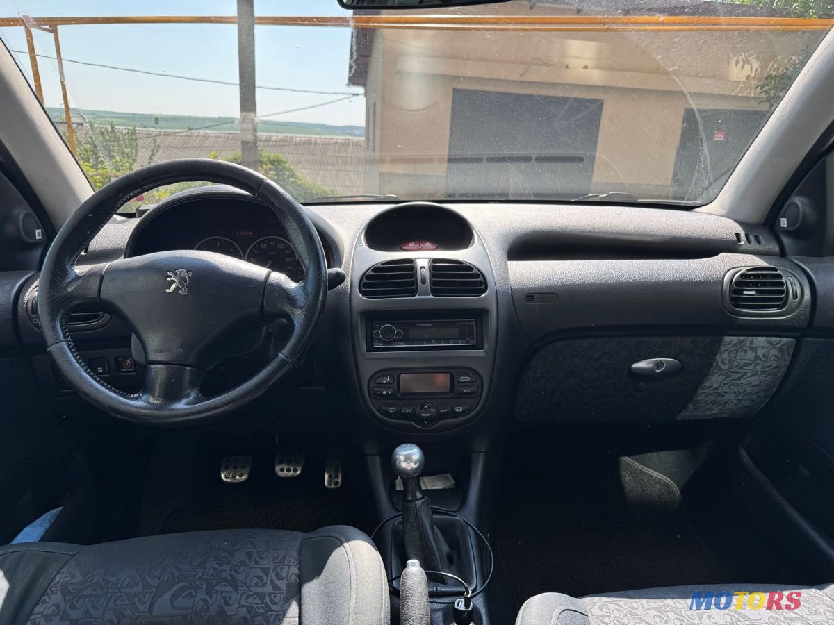 2004' Peugeot 206 photo #3