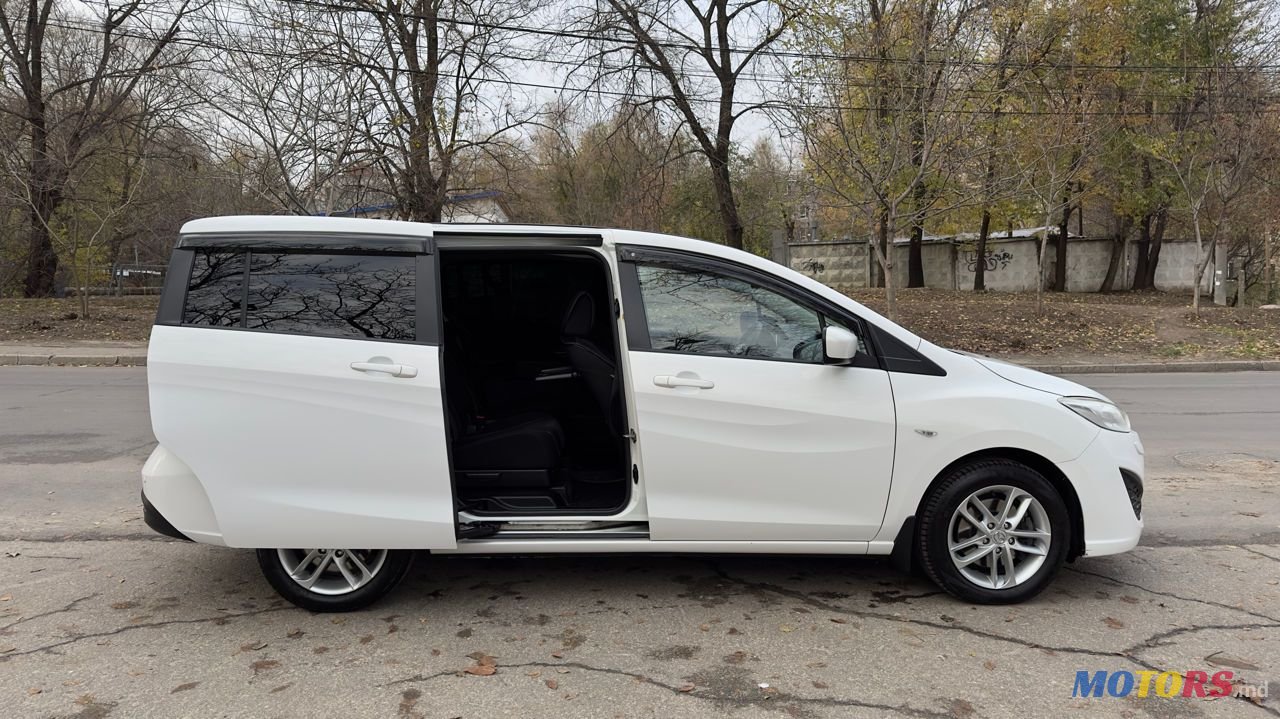 2012' Mazda 5 photo #5