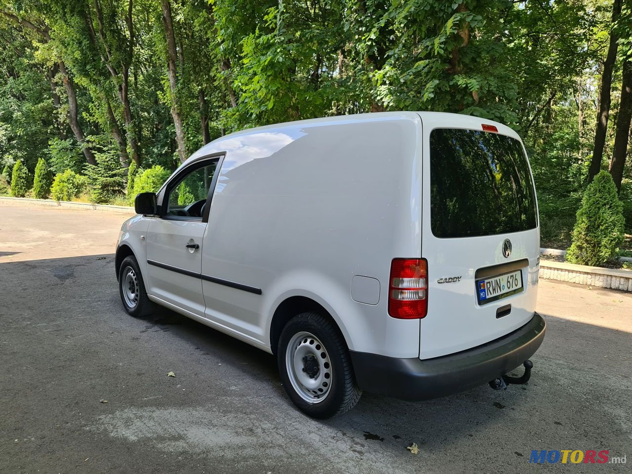 2015' Volkswagen Caddy photo #3