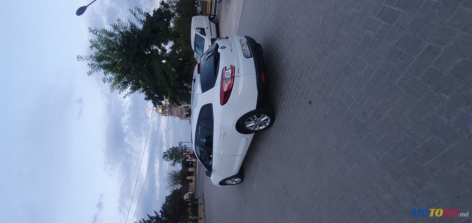 2012' Renault Megane Universal photo #1