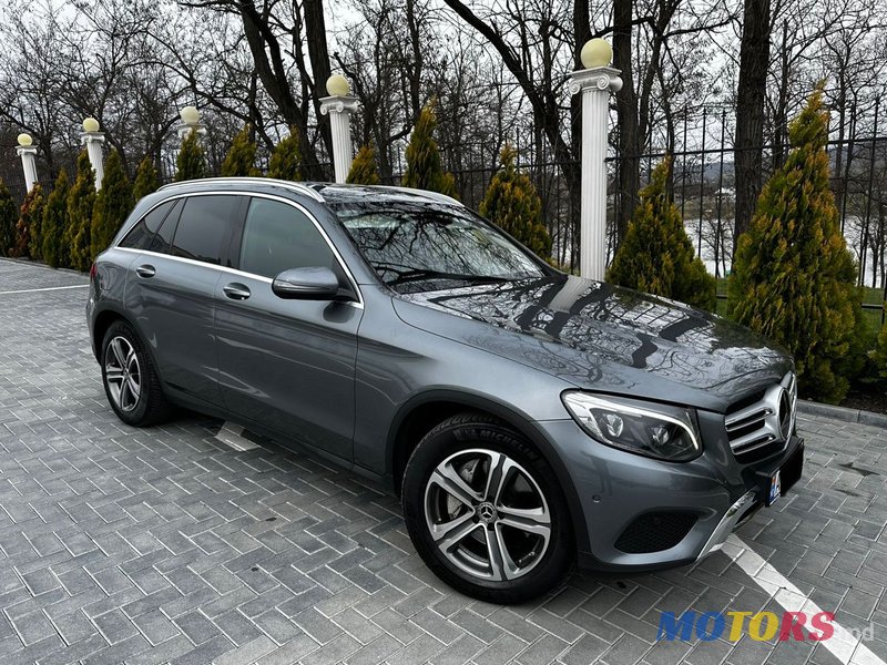 2018' Mercedes-Benz GLC photo #2