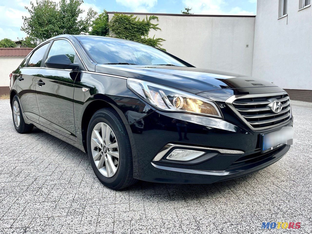 2016' Hyundai Sonata photo #1