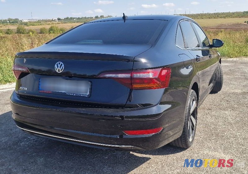 2018' Volkswagen Jetta photo #1