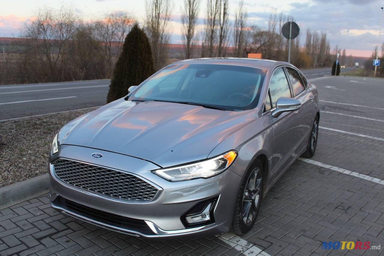 2020' Ford Fusion photo #2